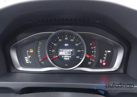 2017 Volvo S60 T5 Dynamic z USA, uszkodzony, nr VIN YV140MTL8H2437463